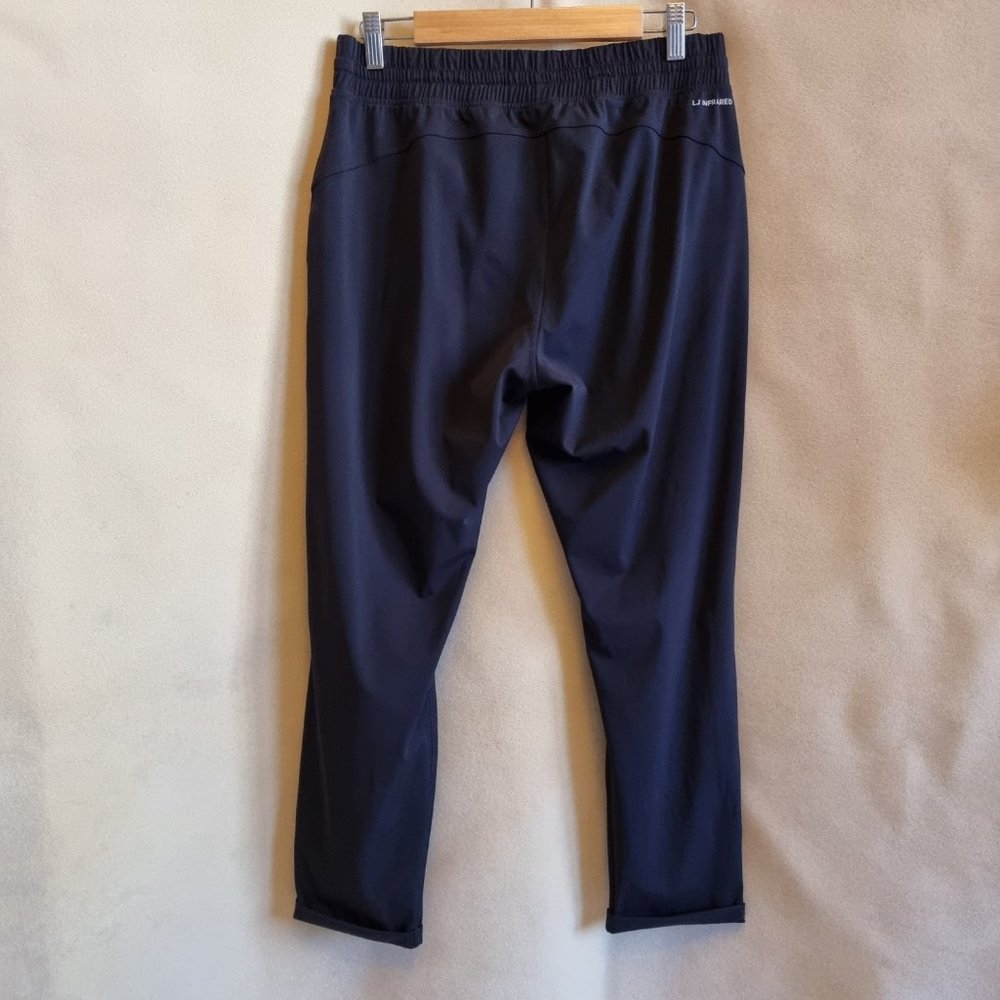 Lorna Jane Infrared Black Recovery Pants - Picture 5 of 7